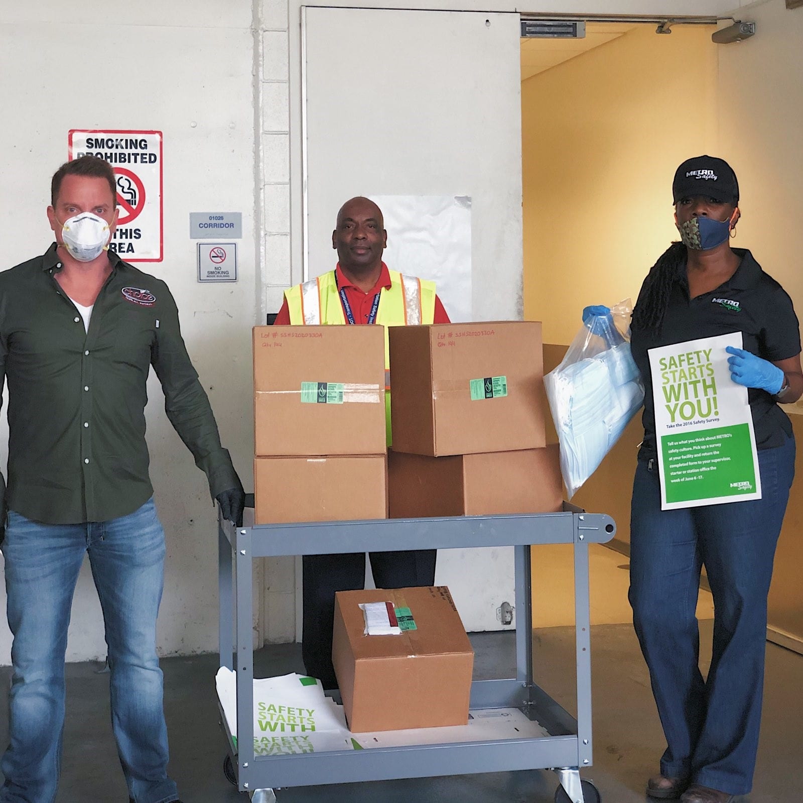 Slim Thug Donates 1,000 Bottles of Hand Sanitizer To Metro Police Department & Metro Bus Drivers