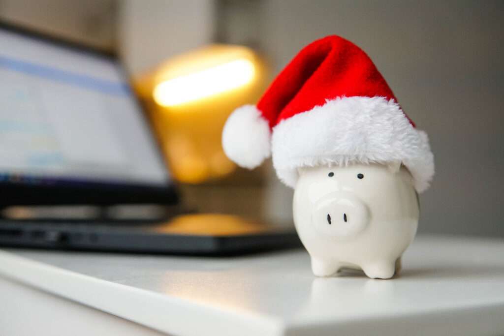 New Study Reveals States with Highest Consumer Debt as Holiday Spending Surges