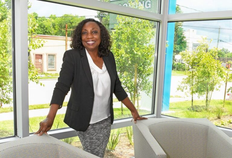 Top 30 Women Alumna Dannette Davis Named 2025 Entrepreneurial Women of Impact Honoree